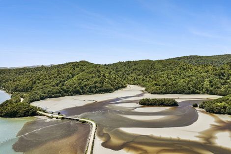 Photo of property in 857 Dry Road, Rakopi, Collingwood, 7073