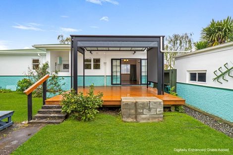 Photo of property in 12 Quick Avenue, Aramoho, Whanganui, 4500