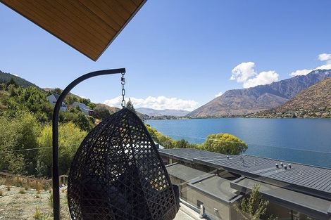 Photo of property in La Residence Du Lac, 39/527 Frankton Road, Queenstown, 9300