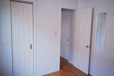 Photo of property in 26a Raleigh Road, Northcote, Auckland, 0627