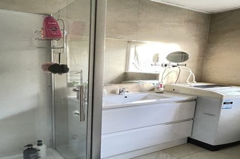 Photo of property in 117 Forrest Hill Road, Forrest Hill, Auckland, 0620