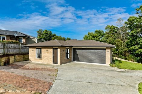 Photo of property in 84 Tiriwa Drive, Massey, Auckland, 0614