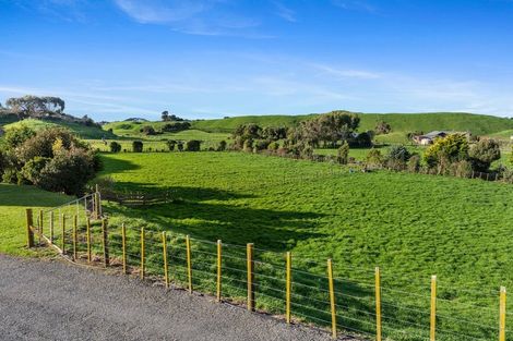 Photo of property in 51 Paul Faith Lane, Te Horo, Otaki, 5581