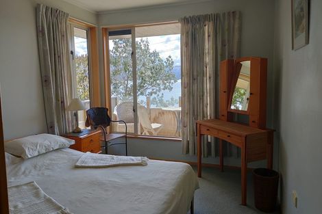 Photo of property in 4 Margate Avenue, Broad Bay, Dunedin, 9014