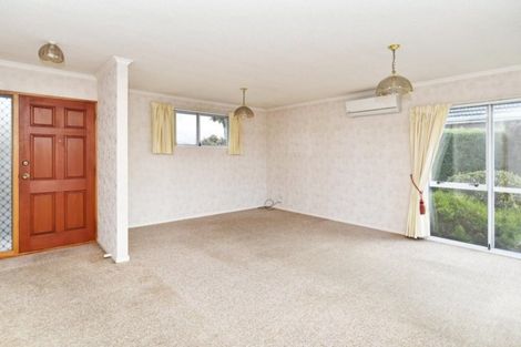 Photo of property in 46a Daniels Road, Redwood, Christchurch, 8051