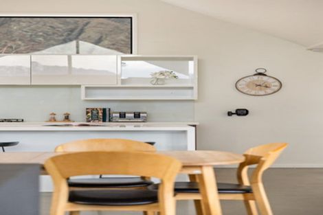 Photo of property in 35 Jacks Point Rise, Jacks Point, Queenstown, 9371