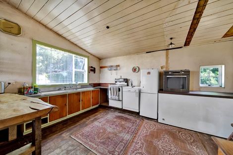 Photo of property in 11 High Street, Eltham, 4322