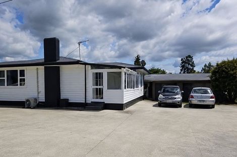 Photo of property in 2 Jeanette Street, Glenview, Hamilton, 3206
