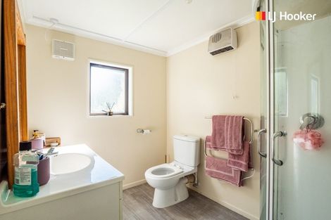 Photo of property in 12 Thomson Street, Green Island, Dunedin, 9018
