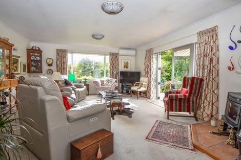 Photo of property in 60 Charles Street, Carterton, 5713