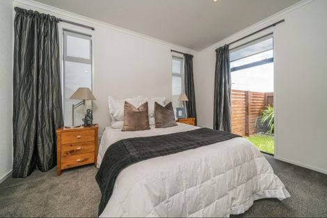 Photo of property in 21 Meyer Crescent, Halswell, Christchurch, 8025