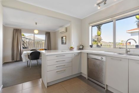 Photo of property in 3/13 Westview Court, Somerville, Auckland, 2014