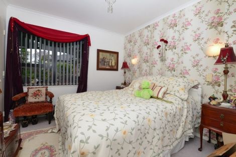 Photo of property in 5 Country Lane, Western Heights, Hamilton, 3200