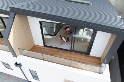 Photo of property in 109 Tiketike Way, Brooklyn, Wellington, 6021