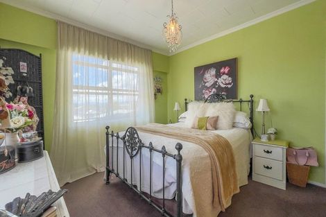 Photo of property in 15 Hillcrest Street, Tirau, 3410