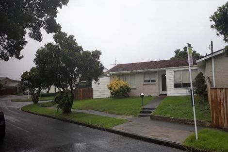 Photo of property in 28 Kaikoura Street, Maupuia, Wellington, 6022