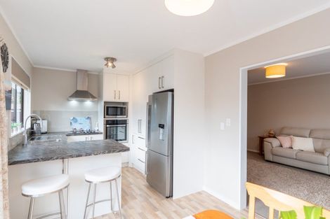 Photo of property in 9a Korau Grove, Stokes Valley, Lower Hutt, 5019