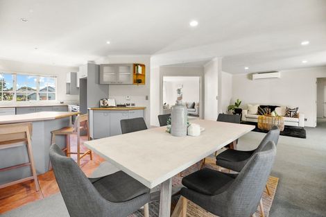 Photo of property in 49 Callum Brae Drive, Rototuna, Hamilton, 3210