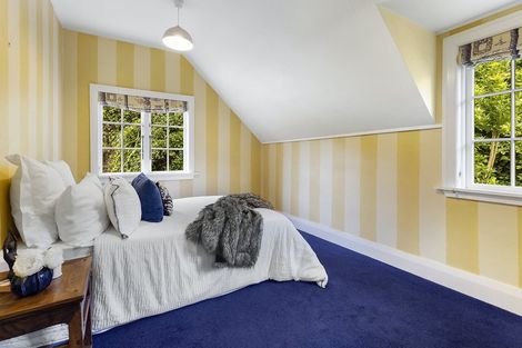 Photo of property in 2 Cluny Avenue, Kelburn, Wellington, 6012