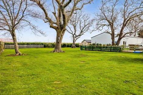 Photo of property in 76 Turuturu Road, Hawera, 4674