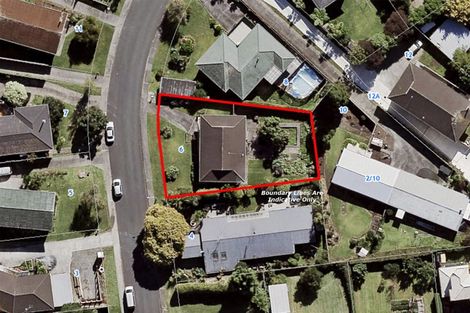 Photo of property in 6 Uppingham Crescent, Hillcrest, Auckland, 0627