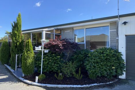 Photo of property in 2/77 Roberta Drive, Somerfield, Christchurch, 8024