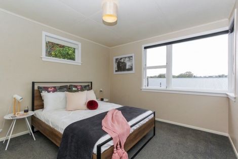 Photo of property in 10 Carlton Terrace, Westown, New Plymouth, 4310