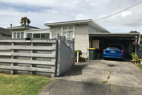 Photo of property in 303 Royal Road, Massey, Auckland, 0614