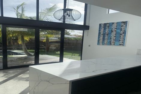 Photo of property in 4 Halyard Place, Te Atatu Peninsula, Auckland, 0610