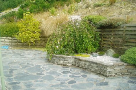 Photo of property in 15 Dart Place, Fernhill, Queenstown, 9300