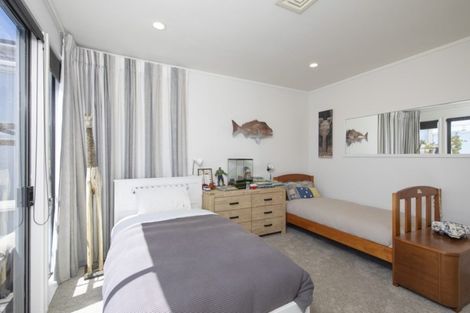 Photo of property in 21 London Street, Hampden, 9410