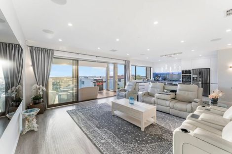 Photo of property in 13 Michael Richard Place, East Tamaki Heights, Auckland, 2016