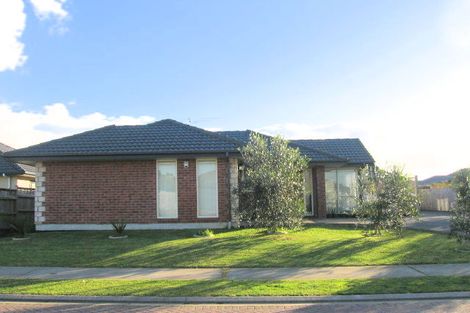 Photo of property in 18 Feeny Crescent, East Tamaki, Auckland, 2013