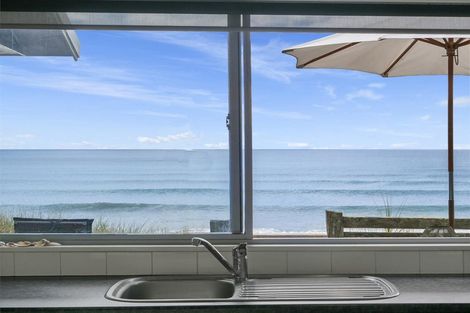 Photo of property in 175 Pukehina Parade, Pukehina, 3189