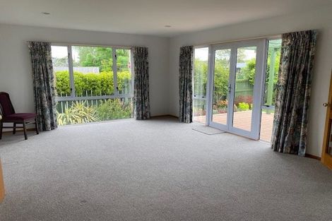 Photo of property in 68 Balrudry Street, Avonhead, Christchurch, 8042