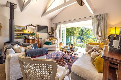 Photo of property in 24 Miro Road, Palm Beach, Waiheke Island, 1081