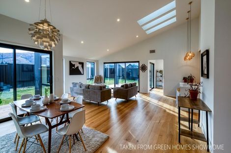 Photo of property in 3 Lynette Place, Pauanui, 3579