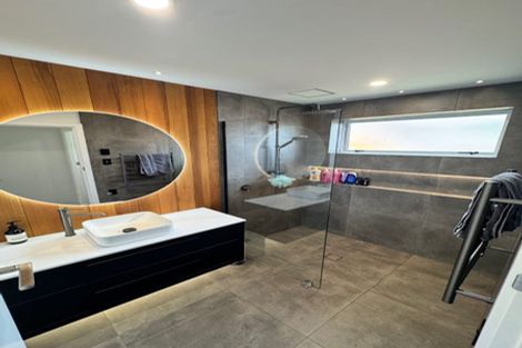 Photo of property in 16 Larnach Street, St Andrews, Hamilton, 3200