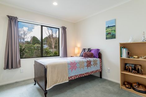 Photo of property in 10 Hawk Place, Welcome Bay, Tauranga, 3112