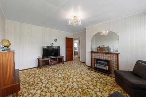 Photo of property in 16 Alamein Terrace, Mount Albert, Auckland, 1025