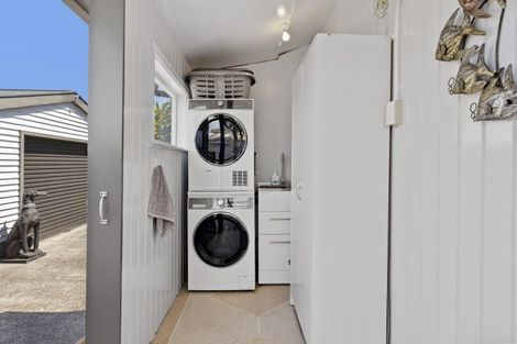 Photo of property in 8 Routley Crescent, Elderslea, Upper Hutt, 5018