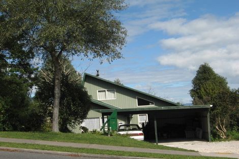 Photo of property in 28 Osprey Drive, Welcome Bay, Tauranga, 3112