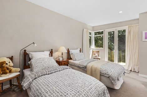 Photo of property in 353a Karaka Bay Road, Karaka Bays, Wellington, 6022