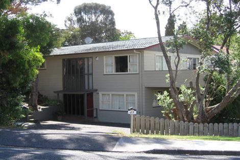 Photo of property in 49 Cliff View Drive, Green Bay, Auckland, 0604