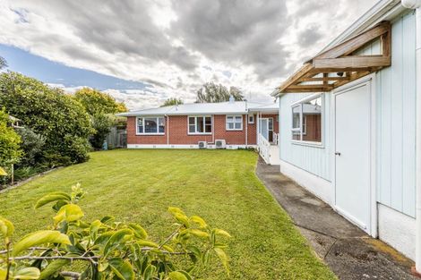 Photo of property in 4 Luton Street, Hokowhitu, Palmerston North, 4410