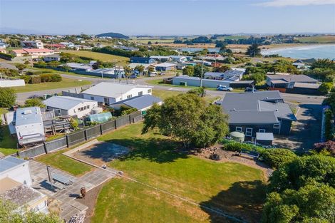 Photo of property in 9 Magdala Street, Kakanui, Oamaru, 9495