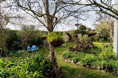 Photo of property in 346 Harington Point Road, Lower Portobello, Dunedin, 9077