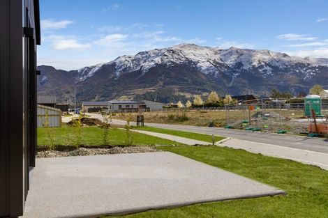 Photo of property in 22 Riley Street, Lake Hawea, 9382