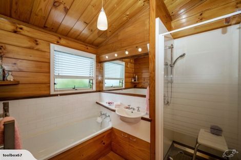 Photo of property in 28 Meachen Terrace, Waiuku, 2123