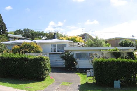 Photo of property in 49 Matipo Road, Mairangi Bay, Auckland, 0630